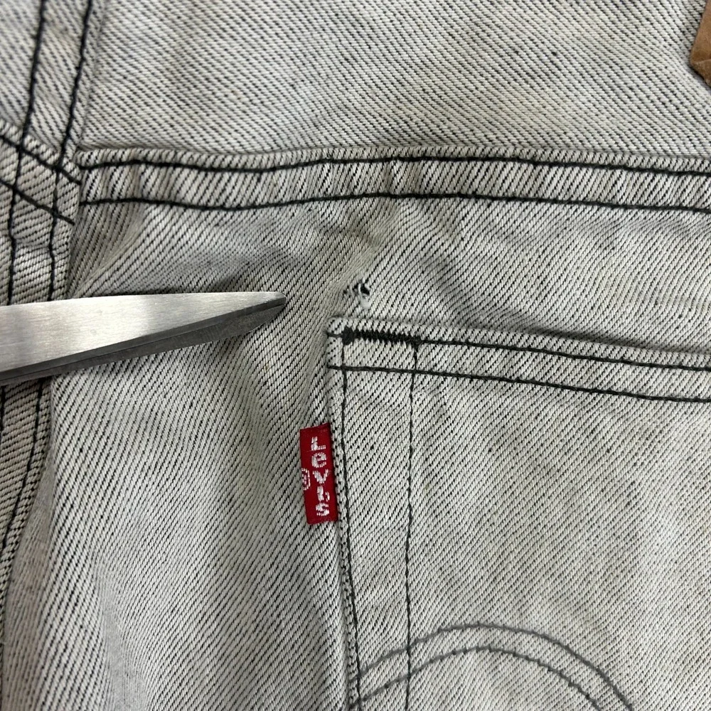 Levi's 501 XX Straight Fit Jeans Mens 38x32 White Twill Button Fly Pockets READ